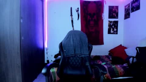 Snapshot of atheneoo_ chatting on February 2025 06:07:01 AM athenauwu online show from February 2025 06:07:01 AM