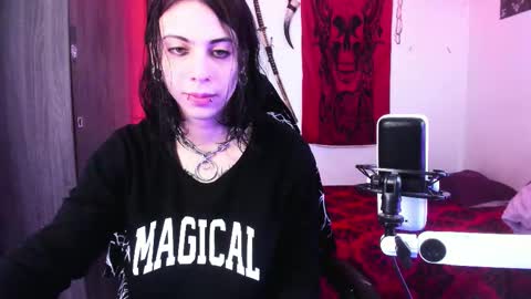 Snapshot of atheneoo_ chatting on March 2026 05:35:01 AM athenauwu online show from March 2026 05:35:01 AM