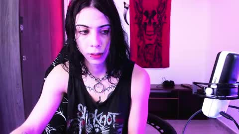 Snapshot of atheneoo_ chatting on April 2026 07:46:01 AM athenauwu online show from April 2026 07:46:01 AM