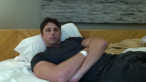 Snapshot of athleteguy55555 chatting on December 2024 02:24:01 AM tommycb55555 online show from December 2024 02:24:01 AM