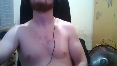 Snapshot of athleticboyy chatting on January 2025 10:59:01 PM Paul Van online show from January 2025 10:59:01 PM