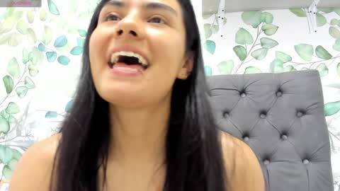 Atilana Diaz online show from January 2025 05:48:01 PM