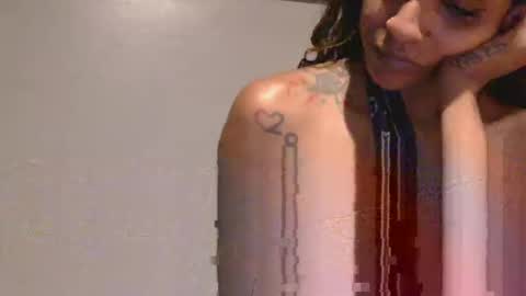 AtirahCali online show from September 2025 07:58:01 PM