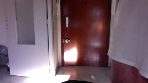 auguste688483 online show from January 2026 09:22:01 AM