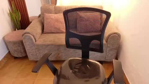 Snapshot of aunty_milf0 chatting on May 2026 09:34:01 PM aunty_milf0 online show from May 2026 09:34:01 PM