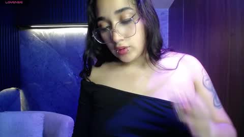 aura_cute_ online show from March 2026 08:26:33 AM