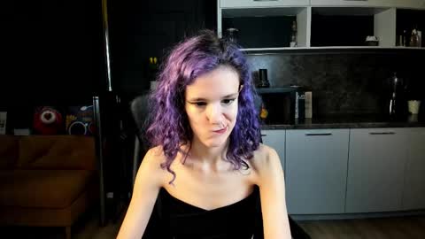 Snapshot of auralana chatting on December 2025 07:14:02 AM Lana online show from December 2025 07:14:02 AM