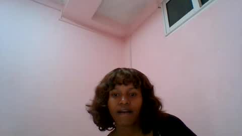 Snapshot of aurelia107 chatting on July 2026 12:00:02 PM aurelia107 online show from July 2026 12:00:02 PM