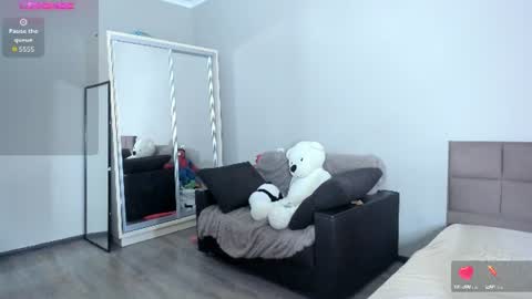 Snapshot of aurelia_katto chatting on July 2026 05:57:01 AM Rose online show from July 2026 05:57:01 AM