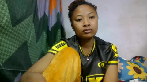 Snapshot of aurelie08 chatting on June 2026 06:51:01 PM aurelie08 online show from June 2026 06:51:01 PM