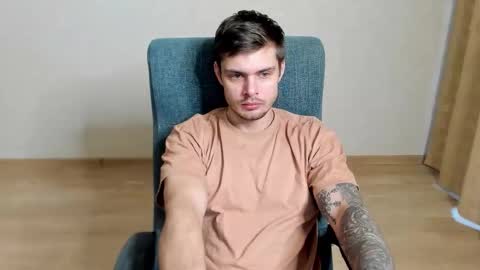 Snapshot of aurelius_x1 chatting on March 2026 07:37:02 AM Maks online show from March 2026 07:37:02 AM