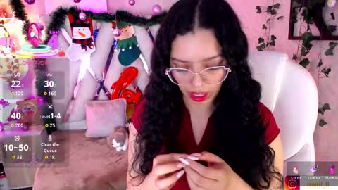 Aurora online show from December 2025 12:18:02 AM