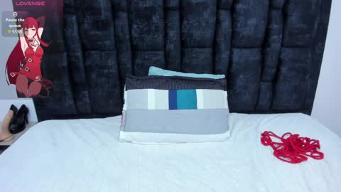 Snapshot of aurora_doll_ chatting on April 2026 02:33:02 PM AURORA online show from April 2026 02:33:02 PM