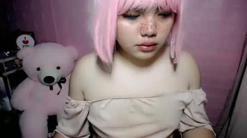 cute online show from November 2025 08:30:01 PM