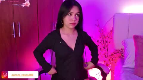 Snapshot of aurora_roussee chatting on March 2026 03:11:02 AM Aurora online show from March 2026 03:11:02 AM