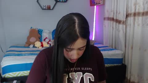 Aurora  online show from December 2024 01:05:01 AM