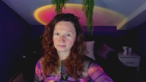 auroraborealis__ online show from September 2025 06:36:01 AM