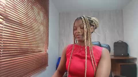 Ariana online show from October 2025 06:45:02 PM