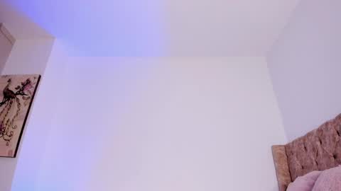 Snapshot of auroradurand chatting on April 2026 09:37:02 PM ... ... online show from April 2026 09:37:02 PM