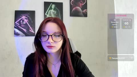 aurorakanie online show from February 2026 05:02:01 AM