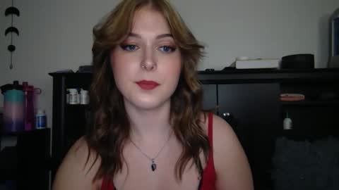 auroralightz1 online show from November 2025 06:30:01 AM