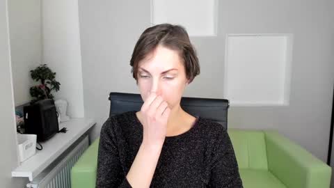 Aurora online show from December 2024 06:57:02 PM