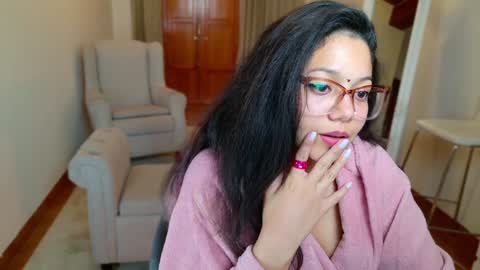 Aurora online show from January 2025 01:10:01 AM