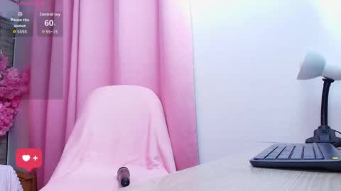 Aurora online show from September 2025 01:22:01 PM