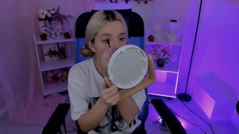 Snapshot of aurorawrenfield chatting on September 2025 05:01:02 AM aurorawrenfield online show from September 2025 05:01:02 AM