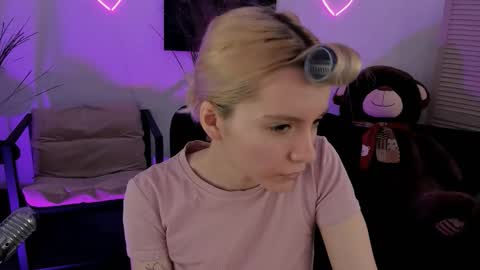 Snapshot of aurorawrenfield chatting on March 2026 04:18:02 AM aurorawrenfield online show from March 2026 04:18:02 AM