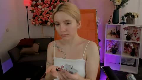 Snapshot of aurorawrenfield chatting on March 2026 04:17:02 AM aurorawrenfield online show from March 2026 04:17:02 AM