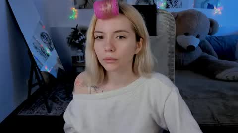 Snapshot of aurorawrenfield chatting on April 2026 04:28:02 AM aurorawrenfield online show from April 2026 04:28:02 AM