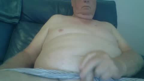 Snapshot of aussie1955 chatting on December 2024 07:44:01 PM aussie1955 online show from December 2024 07:44:01 PM