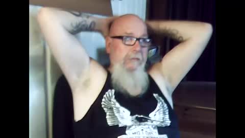 Snapshot of aussie44 chatting on April 2026 04:23:02 AM aussie4inch online show from April 2026 04:23:02 AM