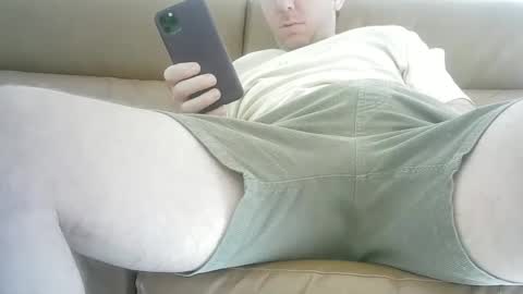 Snapshot of aussie5892 chatting on April 2026 12:01:01 AM Justin online show from April 2026 12:01:01 AM