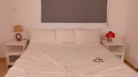 Snapshot of aussieblondemilf chatting on February 2026 06:40:02 AM Jo online show from February 2026 06:40:02 AM