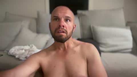 aussieboycal online show from February 2026 12:05:02 PM