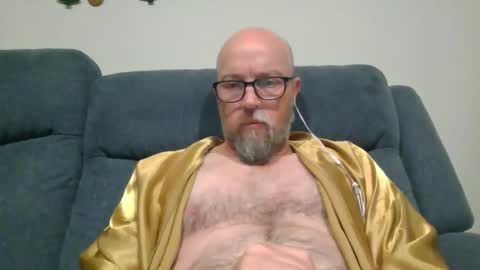 Snapshot of aussieguy73 chatting on December 2025 12:12:02 PM aussieguy73 online show from December 2025 12:12:02 PM