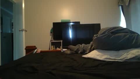 Snapshot of aussielovingxxx chatting on December 2024 11:43:02 PM Milf4u online show from December 2024 11:43:02 PM