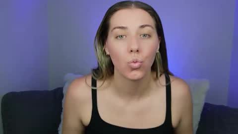 aussielulu online show from October 2025 09:21:01 AM