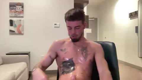 Snapshot of austant chatting on December 2025 02:34:01 PM austant online show from December 2025 02:34:01 PM