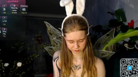 Snapshot of austeja_ona chatting on April 2026 07:45:01 PM Aya online show from April 2026 07:45:01 PM