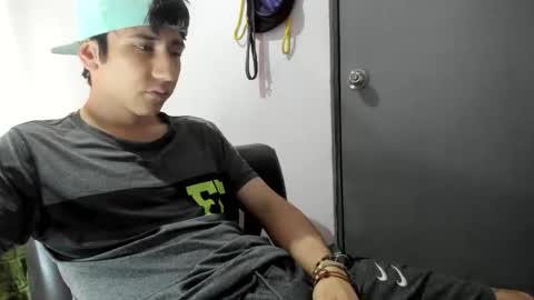 austin1119a online show from December 2025 05:43:02 PM