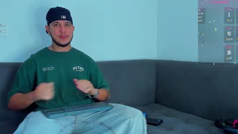 A online show from October 2025 09:48:02 PM