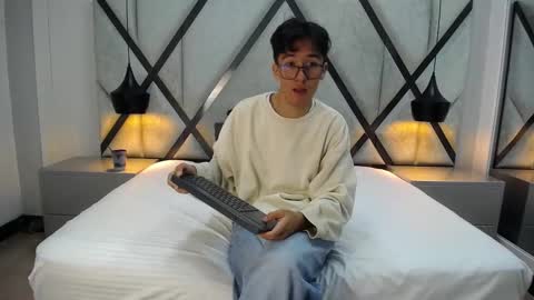 austinreeds online show from October 2025 12:15:02 PM