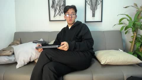 austinreeds online show from November 2025 11:43:01 AM