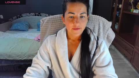 Snapshot of ava__doll chatting on May 2026 10:53:01 AM Ava online show from May 2026 10:53:01 AM