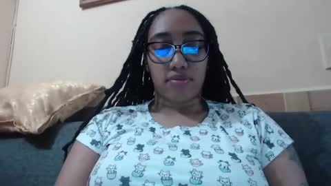 Snapshot of ava_f0xy chatting on January 2025 02:17:01 AM Ava Jordana online show from January 2025 02:17:01 AM