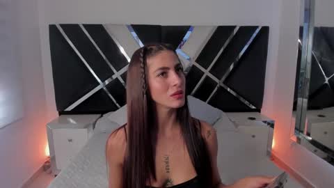 Snapshot of ava_fontana2 chatting on February 2025 10:12:01 PM Ava Fontana online show from February 2025 10:12:01 PM