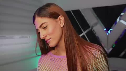 Snapshot of ava_fontana2 chatting on September 2025 10:44:02 PM Ava Fontana online show from September 2025 10:44:02 PM